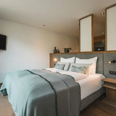 Boutique Und Bergwiesenglueck Hotell 3*