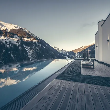 Boutique Und Bergwiesenglueck 3*